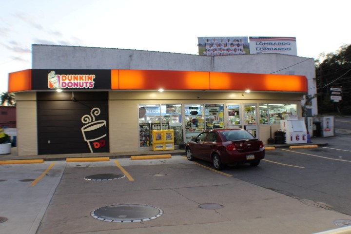Fresh Brew Bar and Dunkin inside Al's Quick Stop